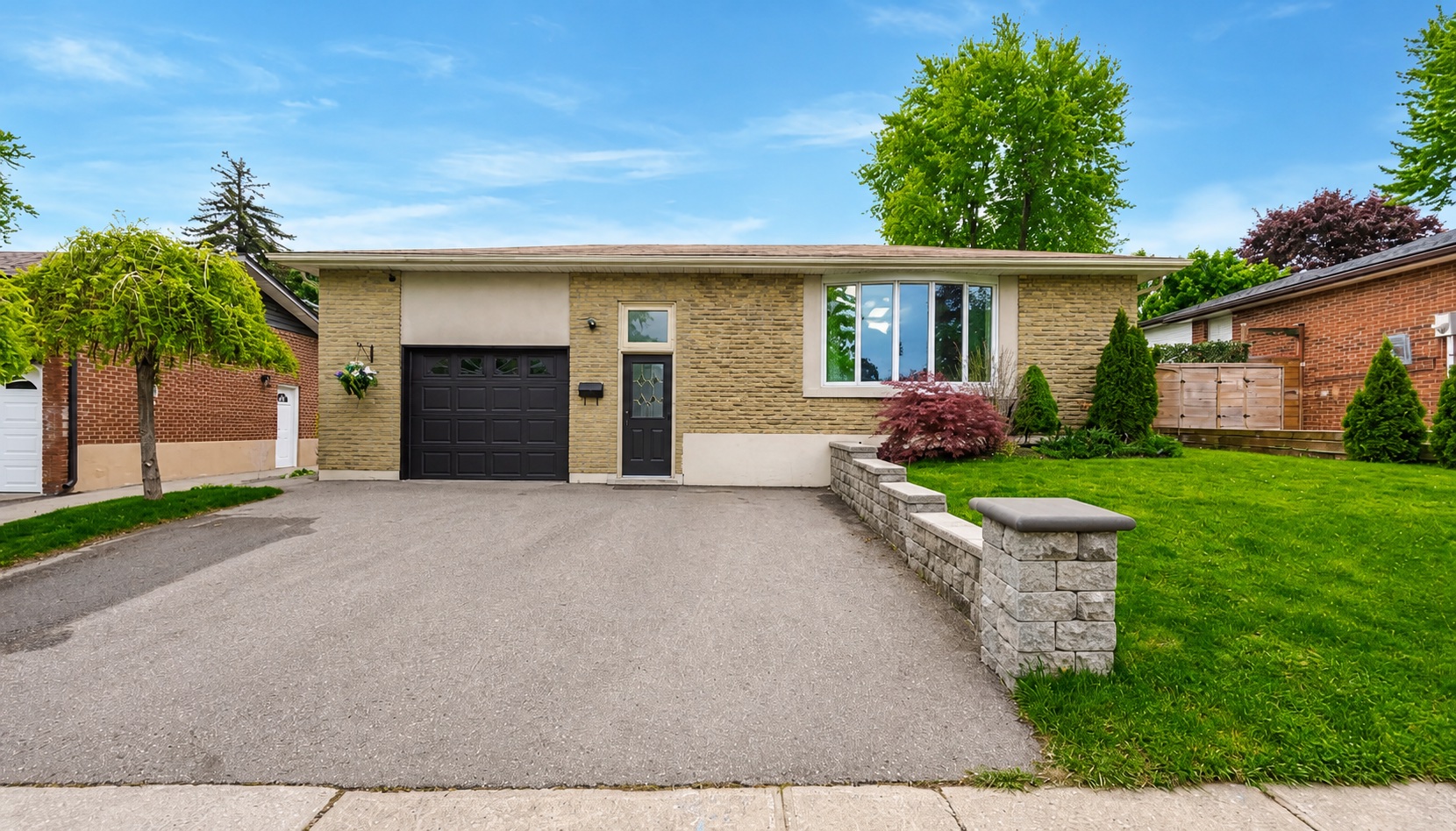Split-level brick bungalow from the ASM inspection archive